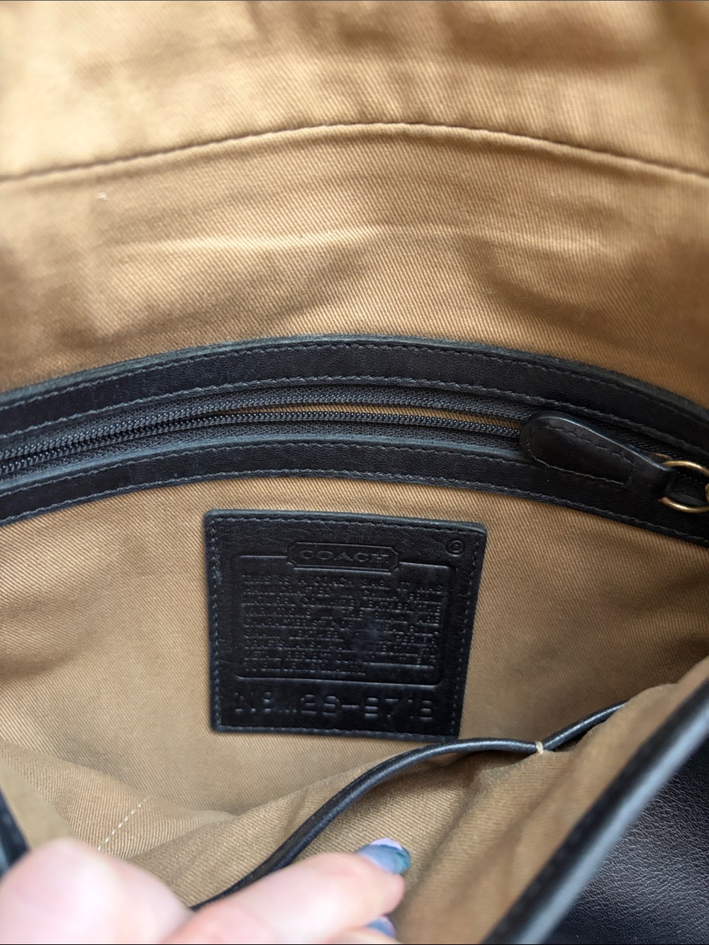 Coach Black Leather Shoulder Bag with Gold Hardware - Picture 6 of 7